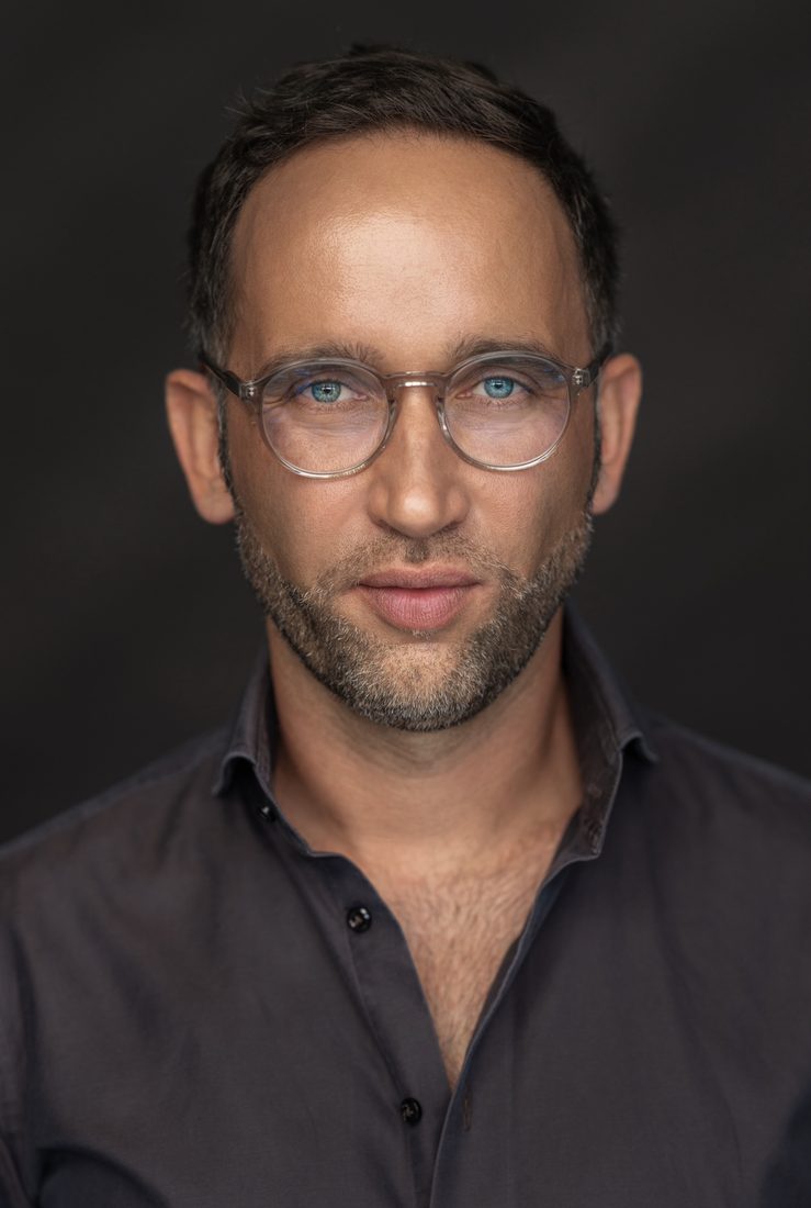 Marek Piotrowski portrait
